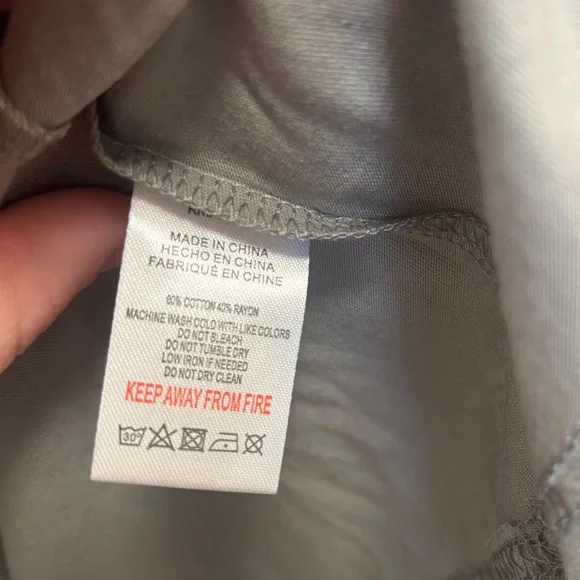 NWT Green Think Happy T-Shirt - Picture 6 of 7